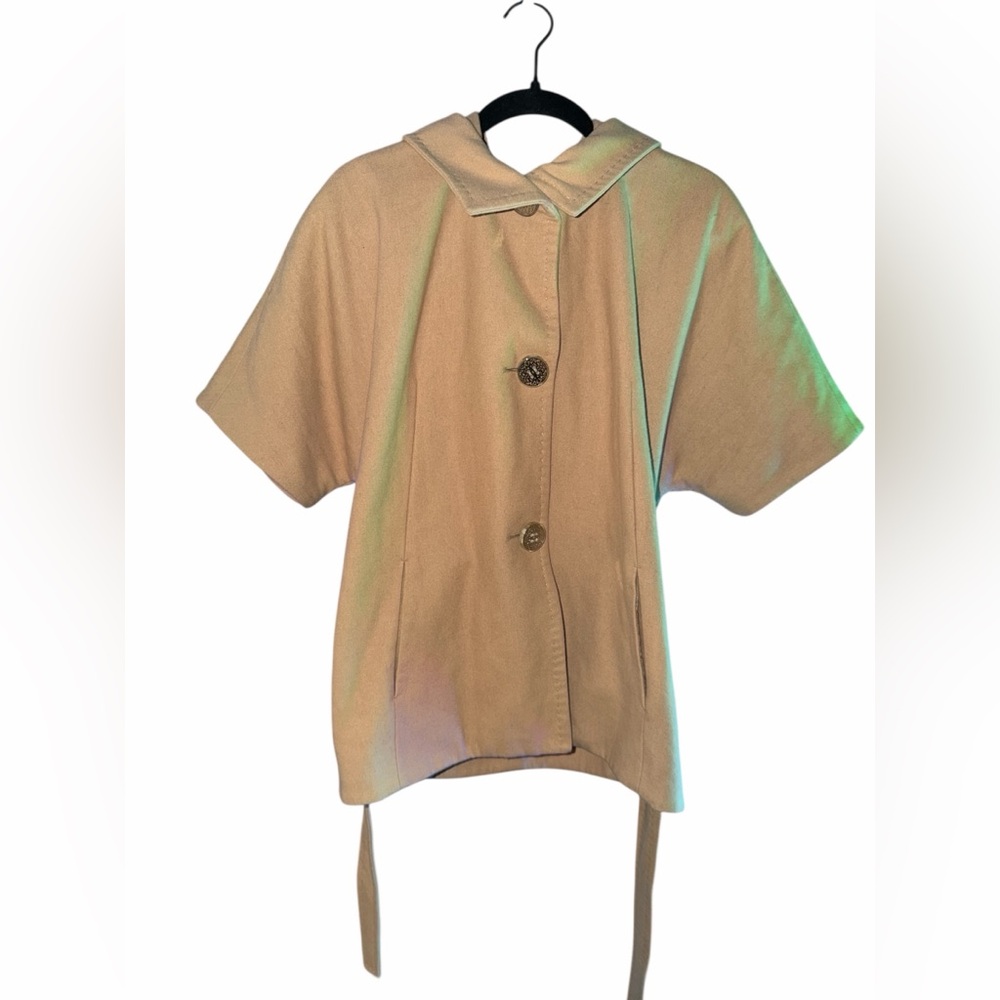 Elie Tahari Beige Jacket with Button Detail